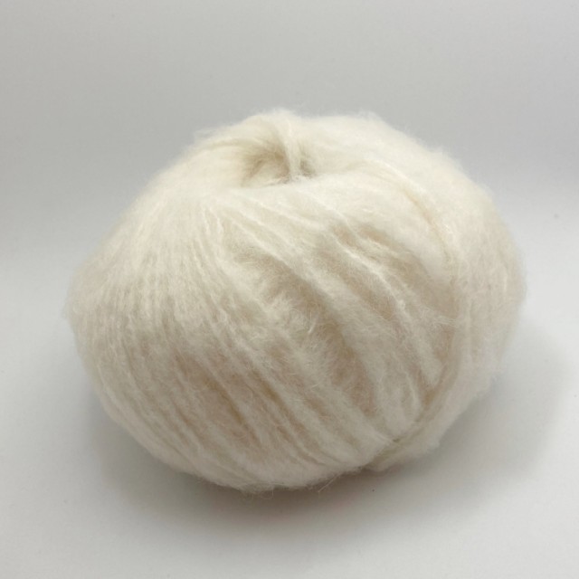 1700 Natural white