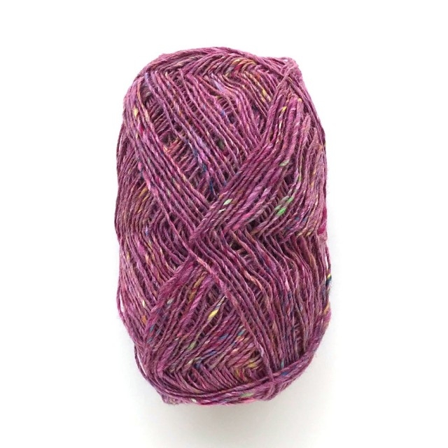 Utgående farger i Noro silk garden sock solo tweed
